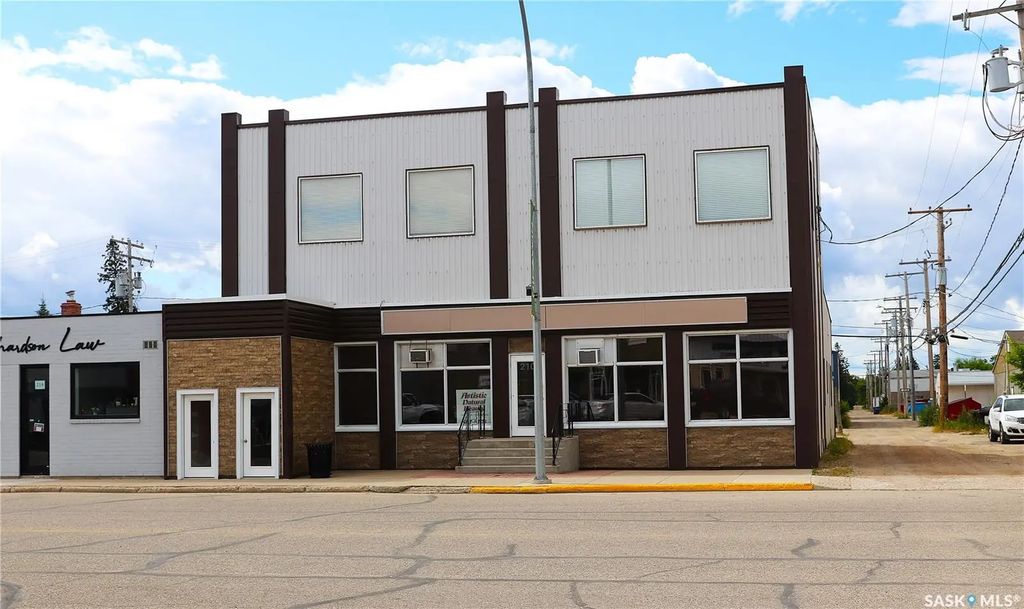 210 Centre Street, Nipawin