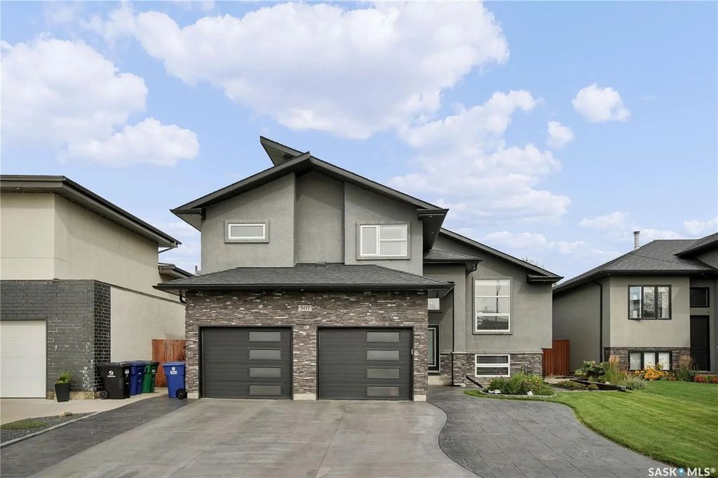507 Salloum Cres, Saskatoon