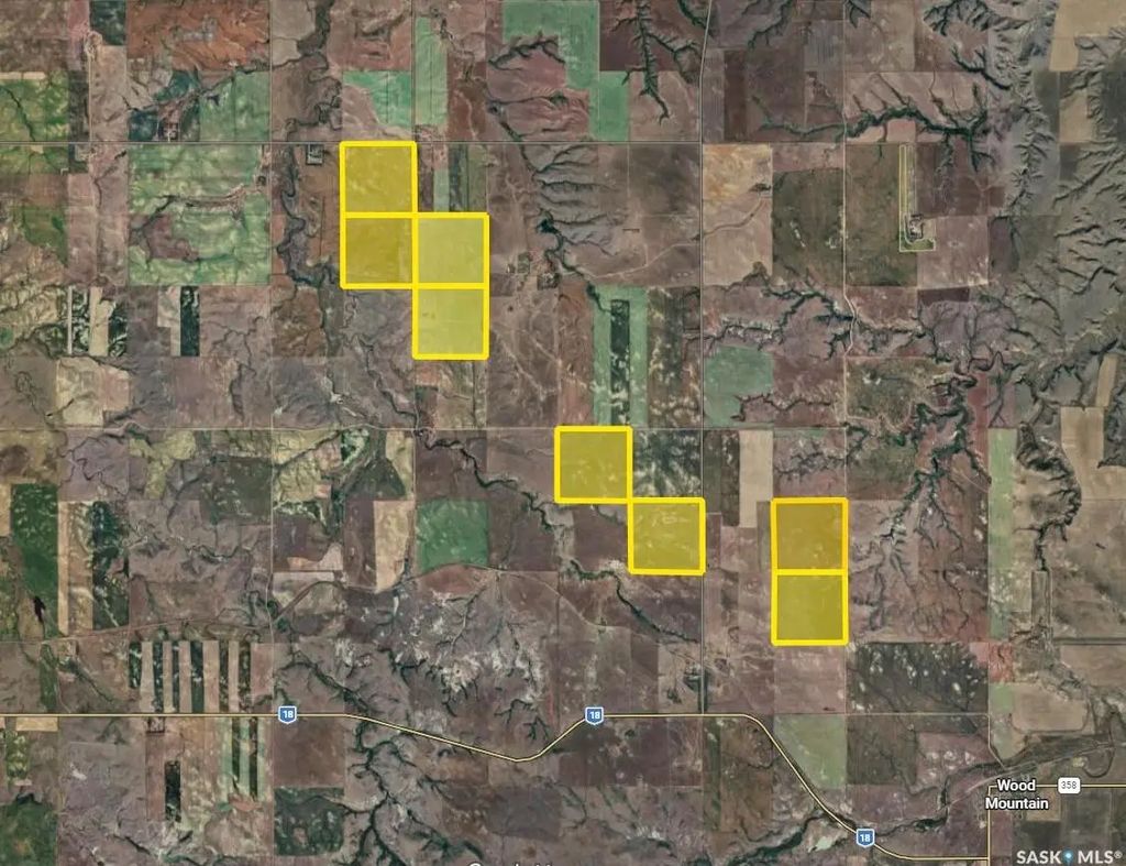 Rm044 - Geoffrion Farmland, Waverley Rm No. 44