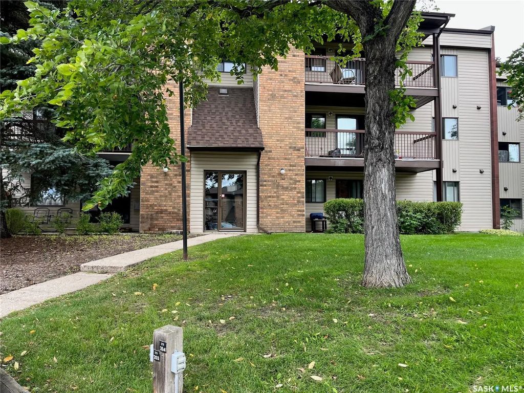 #301 - 285 Kingsmere Boulevard, Saskatoon