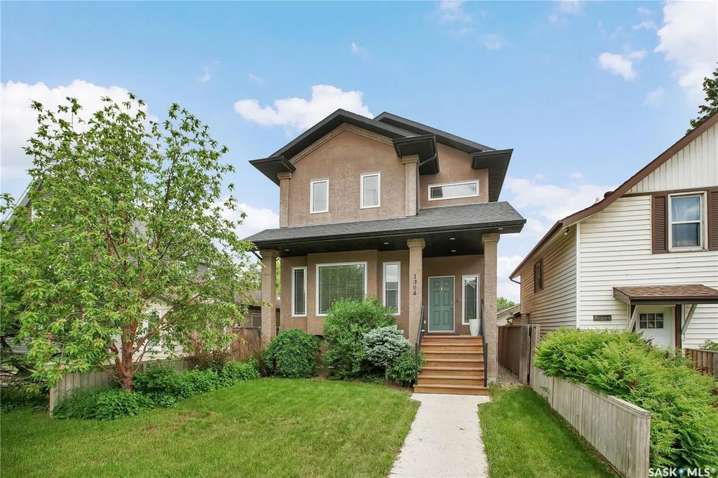 1304 5th Avenue N, Saskatoon