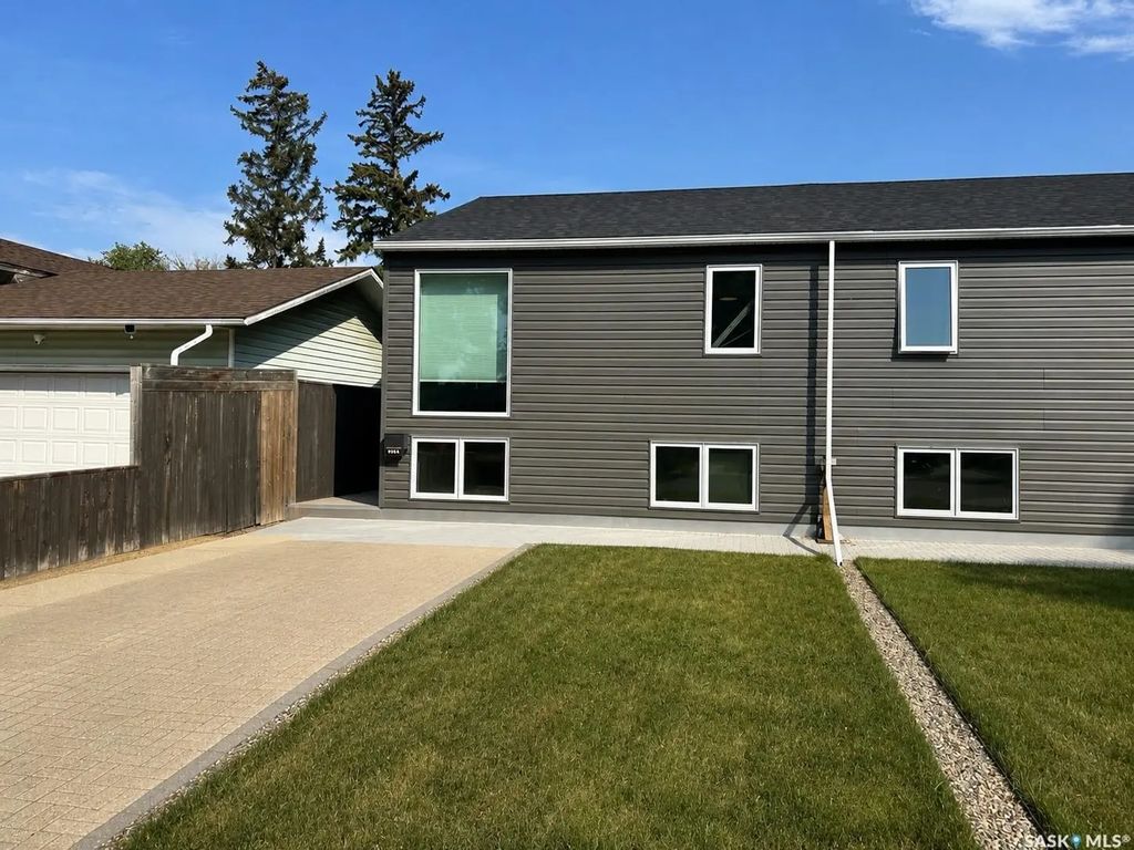 905a Argyle Avenue, Saskatoon