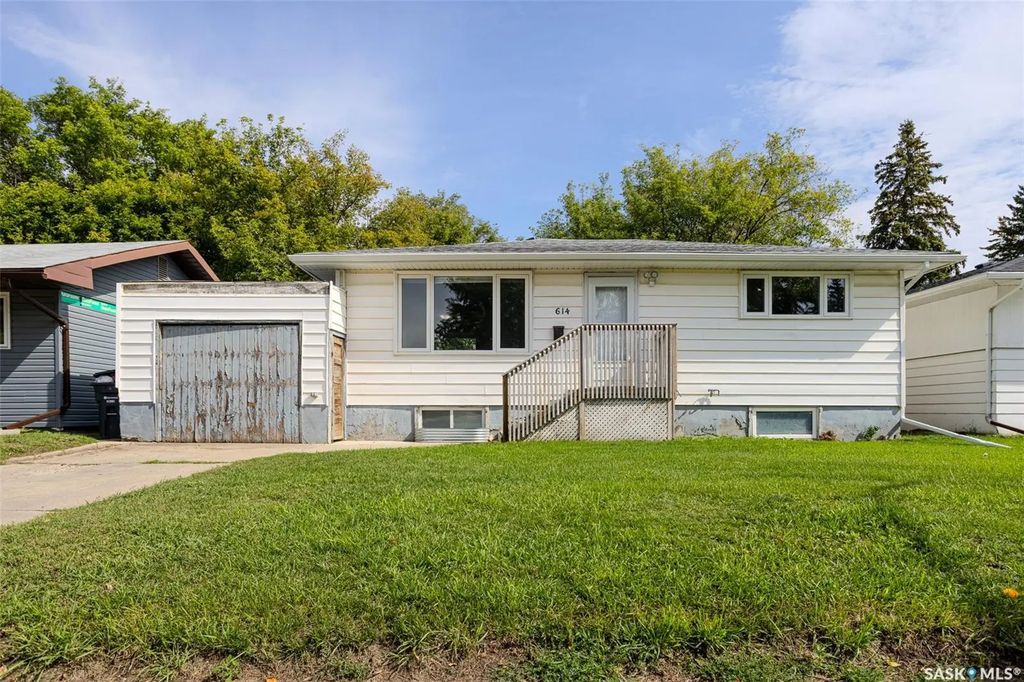 614 Q Avenue N, Saskatoon