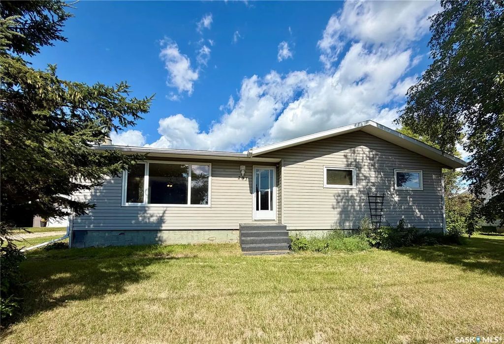 203 2nd Avenue N, Stenen