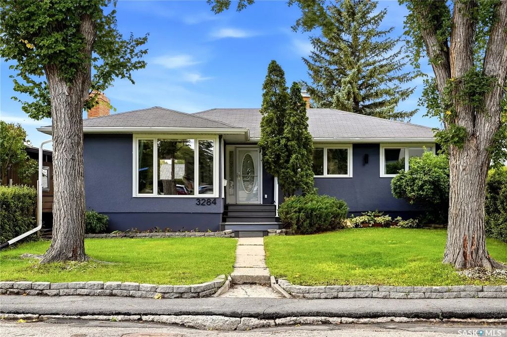 3284 Robinson Street, Regina