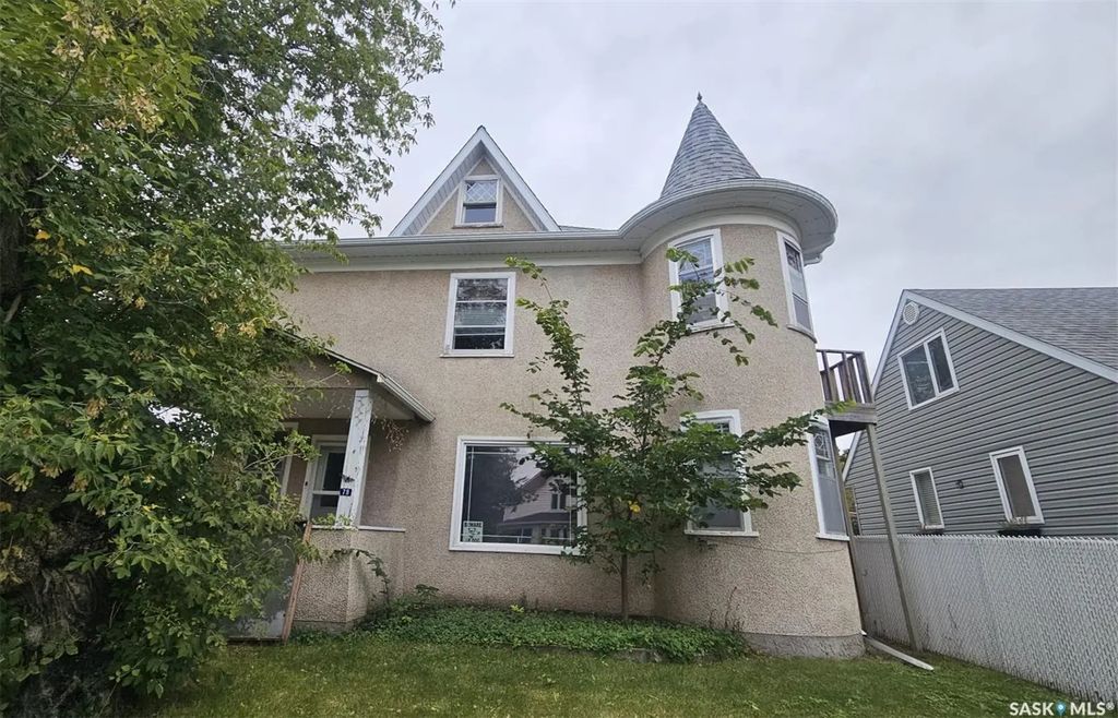 79 Lillooet Street E, Moose Jaw