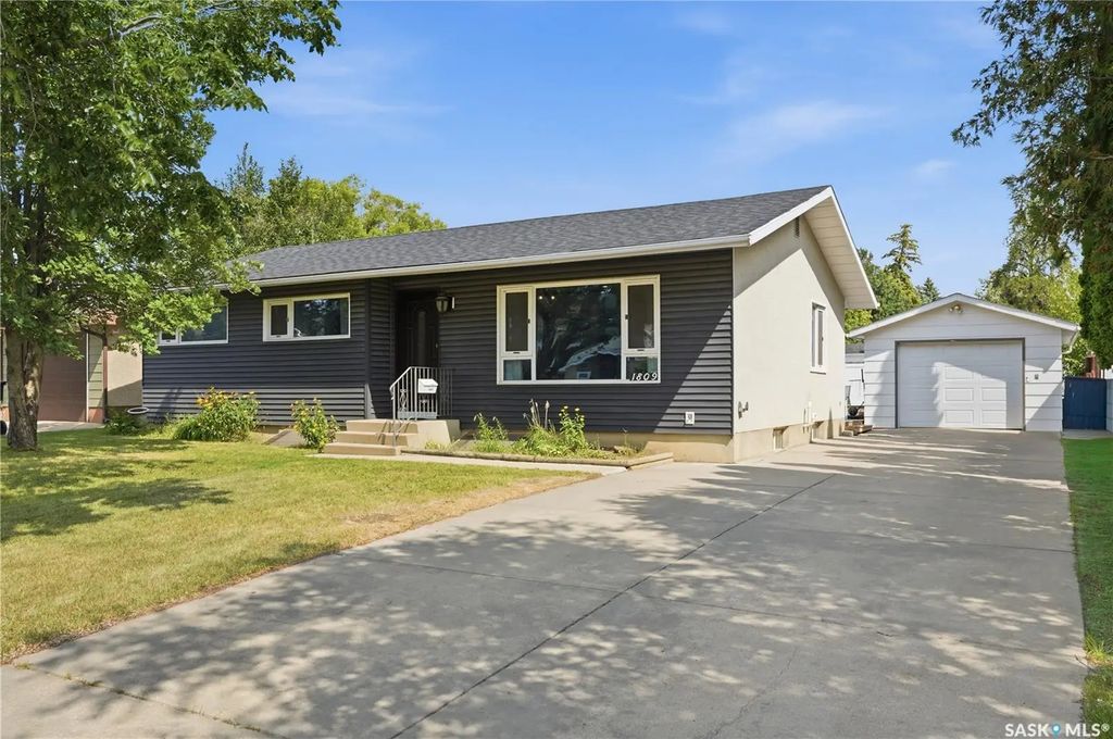 1809 Arlington Avenue, Saskatoon