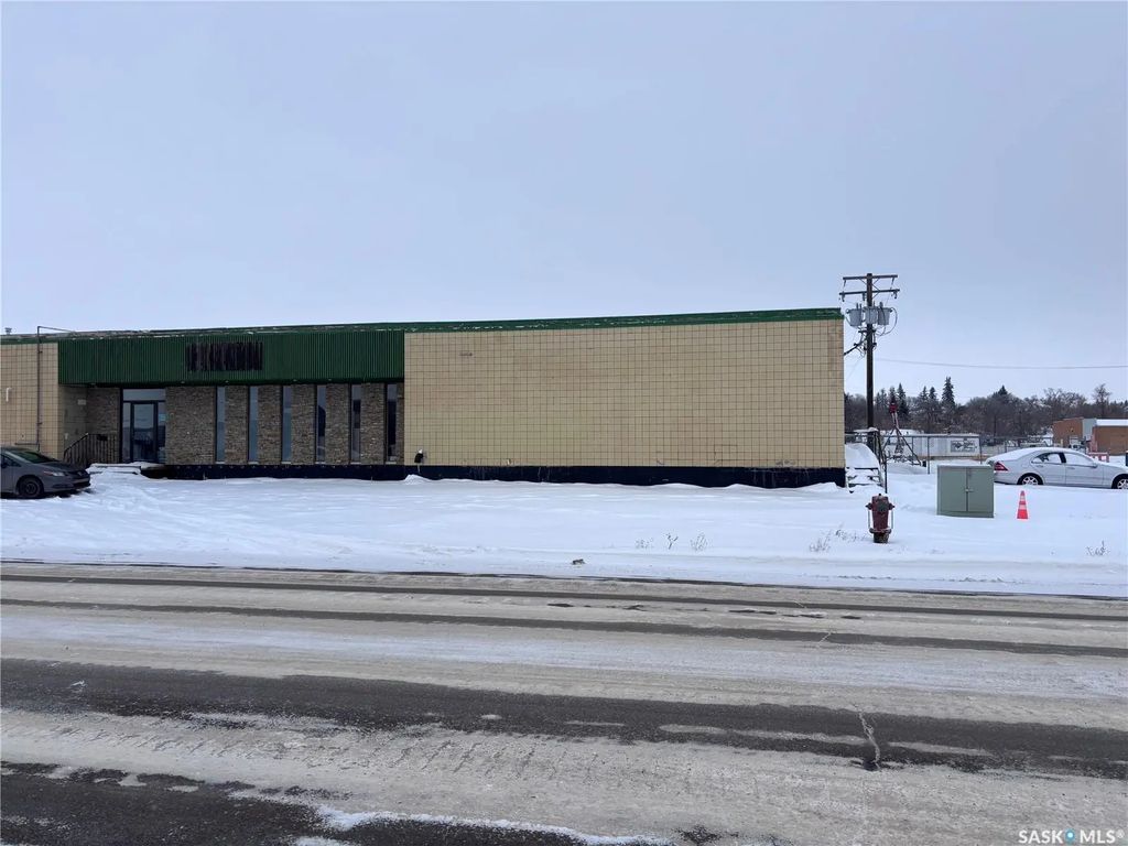 675 Cheadle Street W, Swift Current