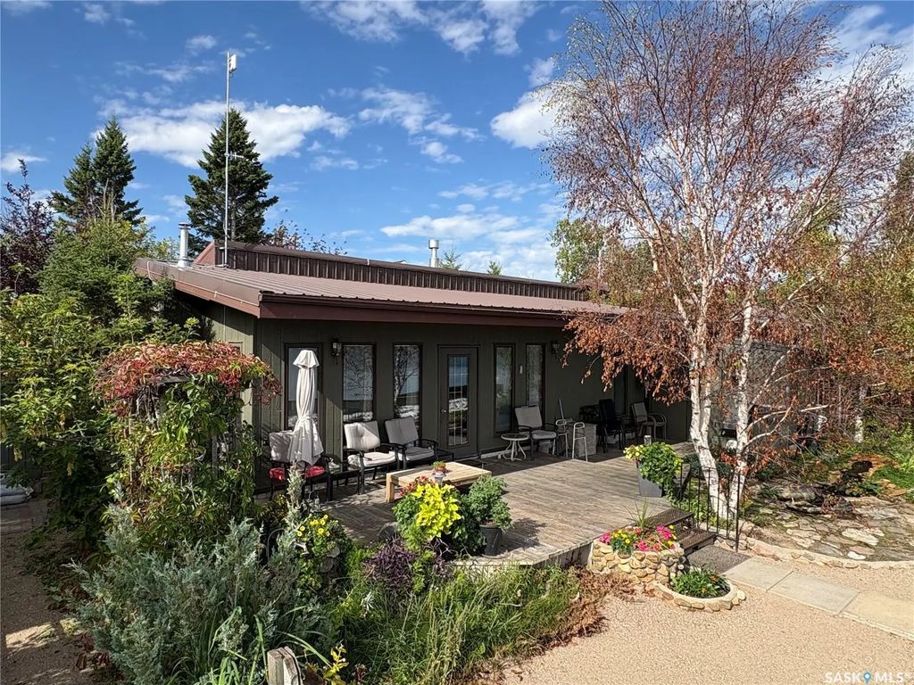 122 Lakeshore Lane, Leslie Beach