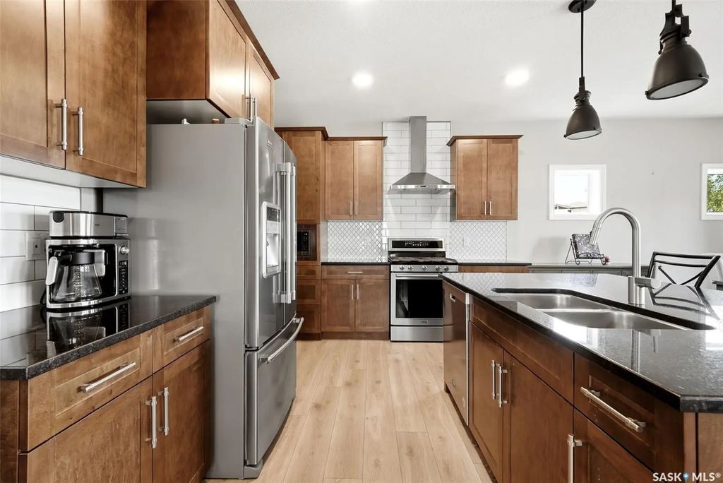5148 E Green Cres, Regina