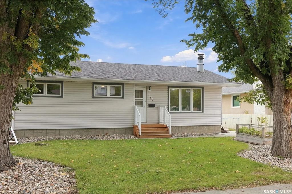 195 Wells Street, Regina