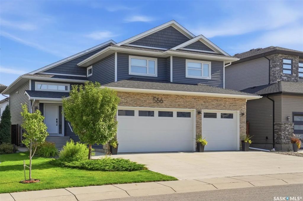 566 Bolstad Turn, Saskatoon
