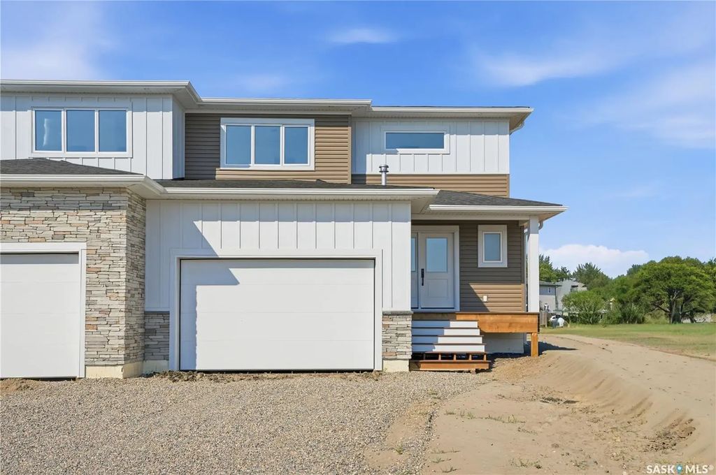 224 Froese Cres, Warman