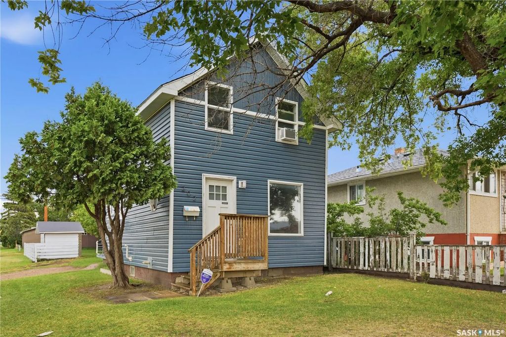 202 W Avenue S, Saskatoon