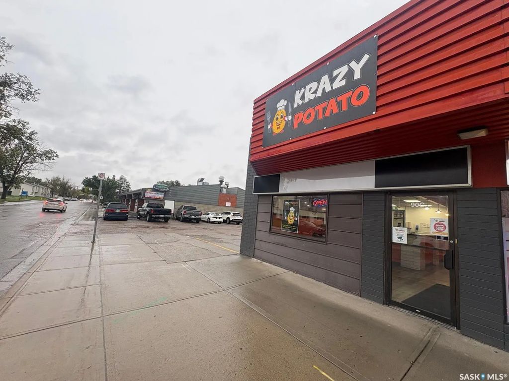 90 Cavendish Street, Regina