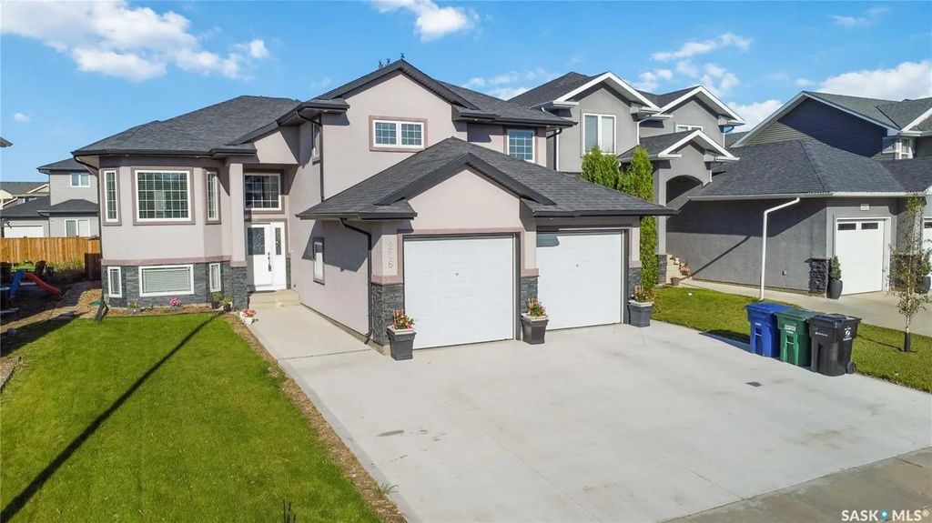 226 Pichler Lane, Saskatoon