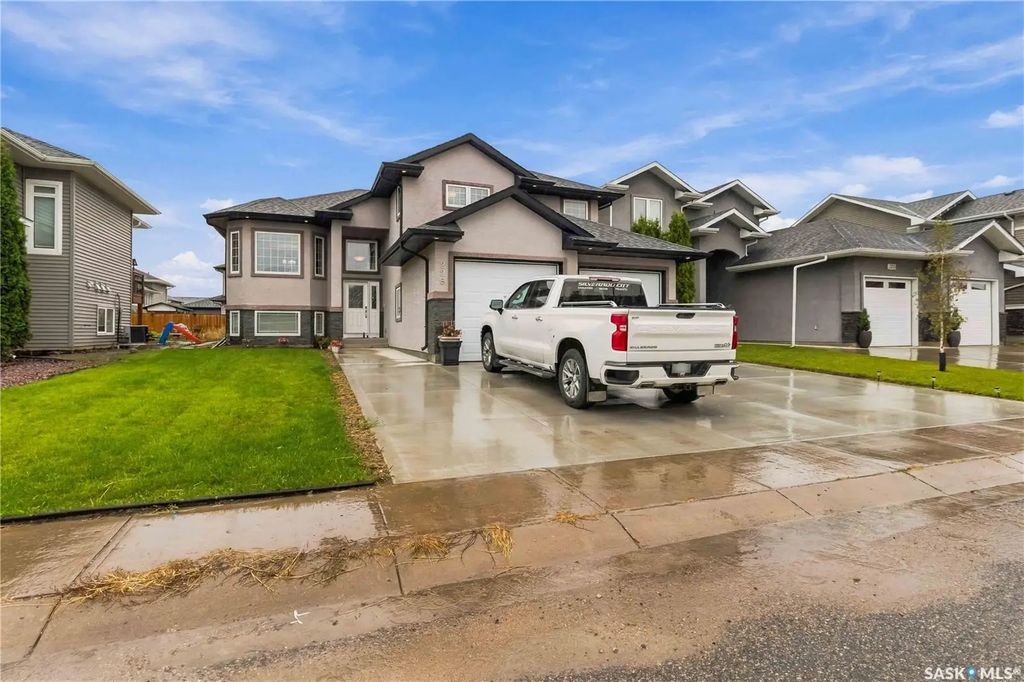 226 Pichler Lane, Saskatoon