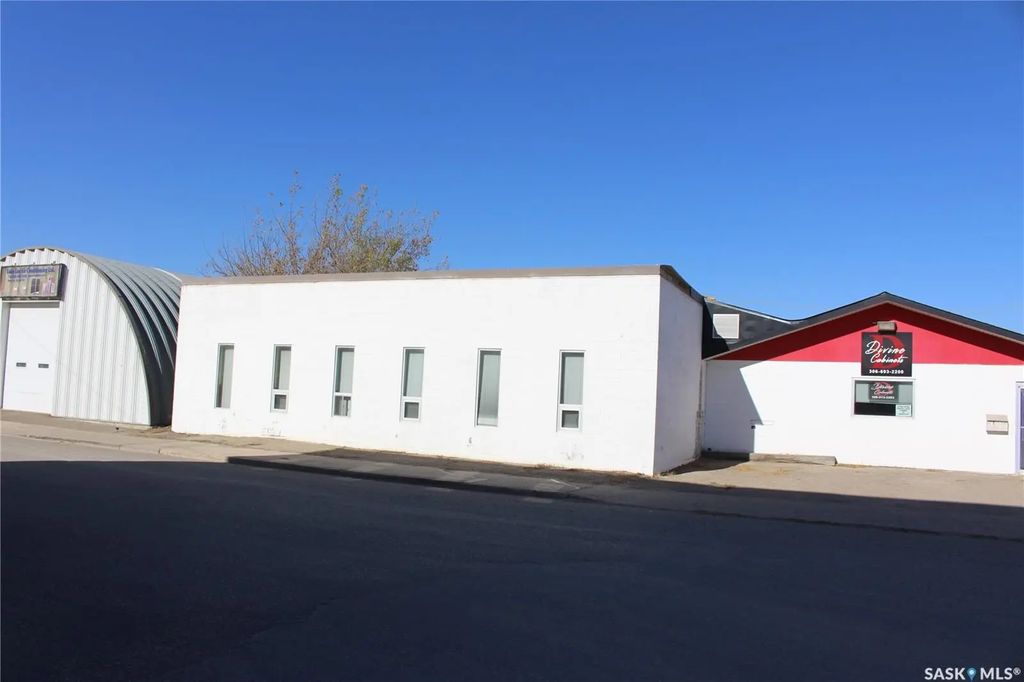 444 River Street W, Moose Jaw