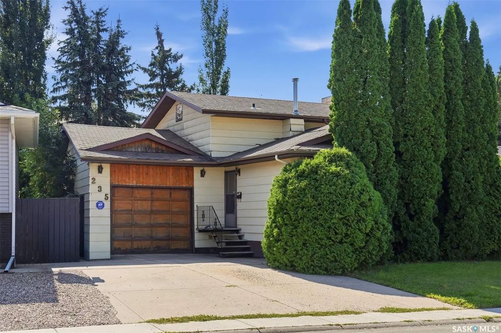235 Meilicke Road, Saskatoon
