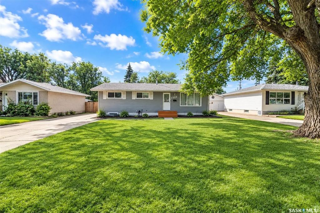 2320 Preston Avenue S, Saskatoon