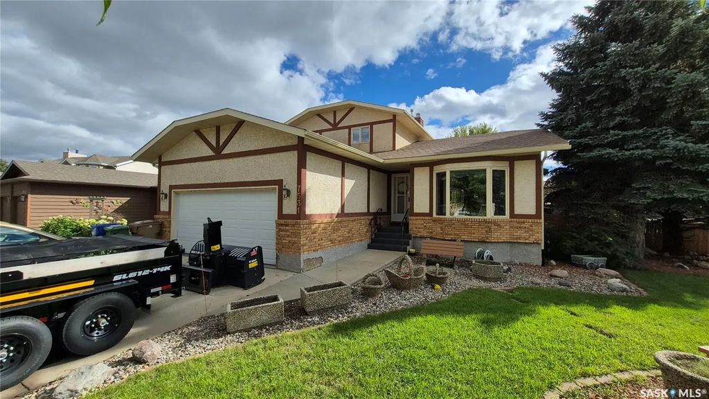 7531 Pond Place, Regina
