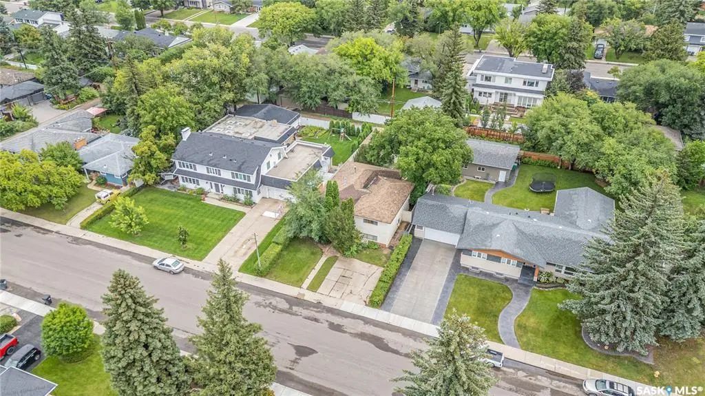 509 Lake Cres, Saskatoon