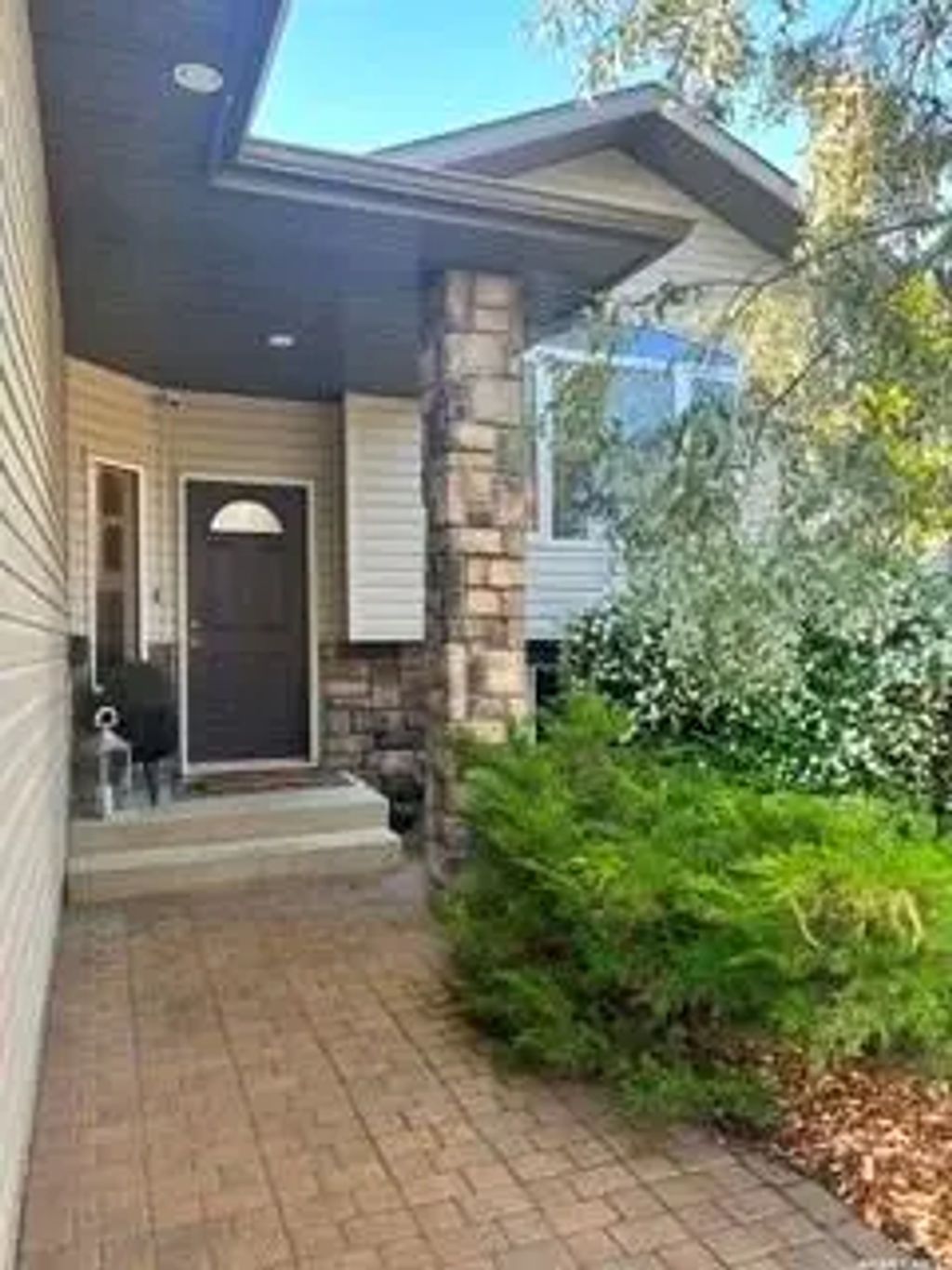 512 Ens Cres, Warman