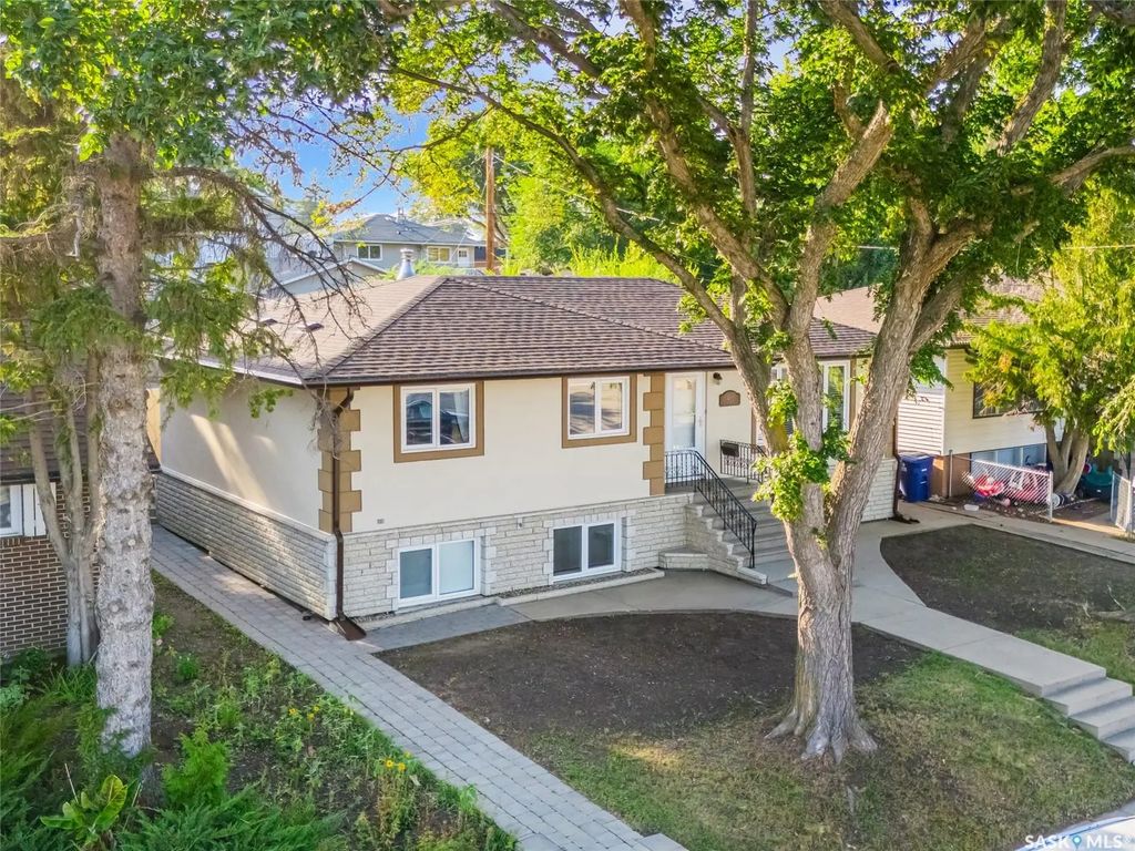 517 O Avenue N, Saskatoon