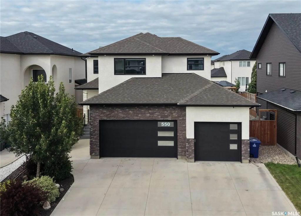 550 Bolstad Turn, Saskatoon