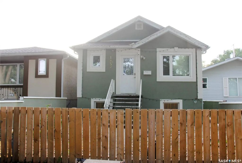 1852 Quebec Street, Regina