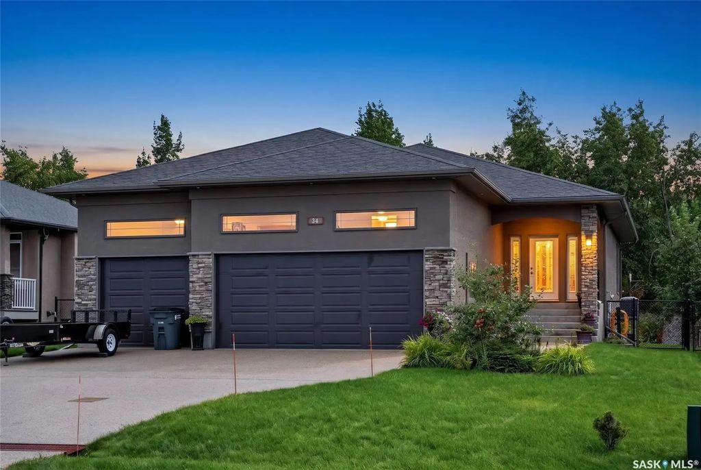 34 Motherwell Drive, White City