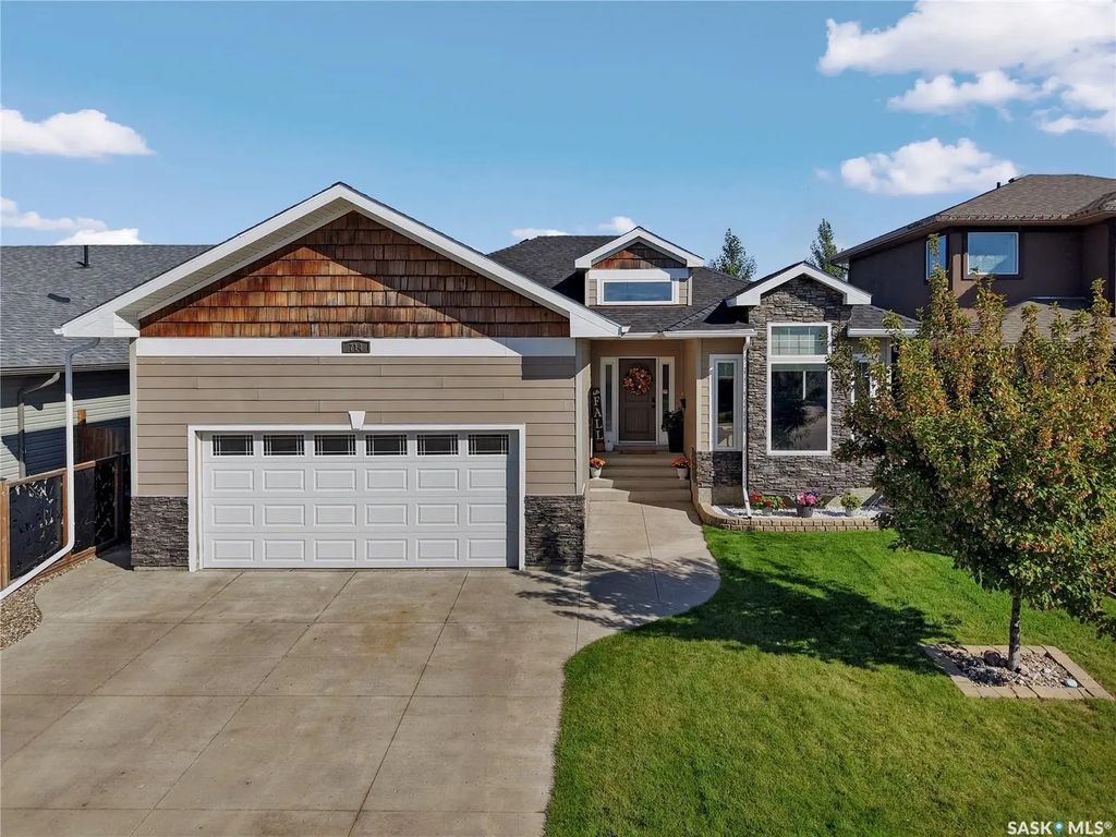 714 Redwood Cres, Warman