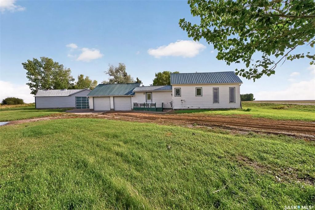 Richter Acreage, Redburn Rm No. 130