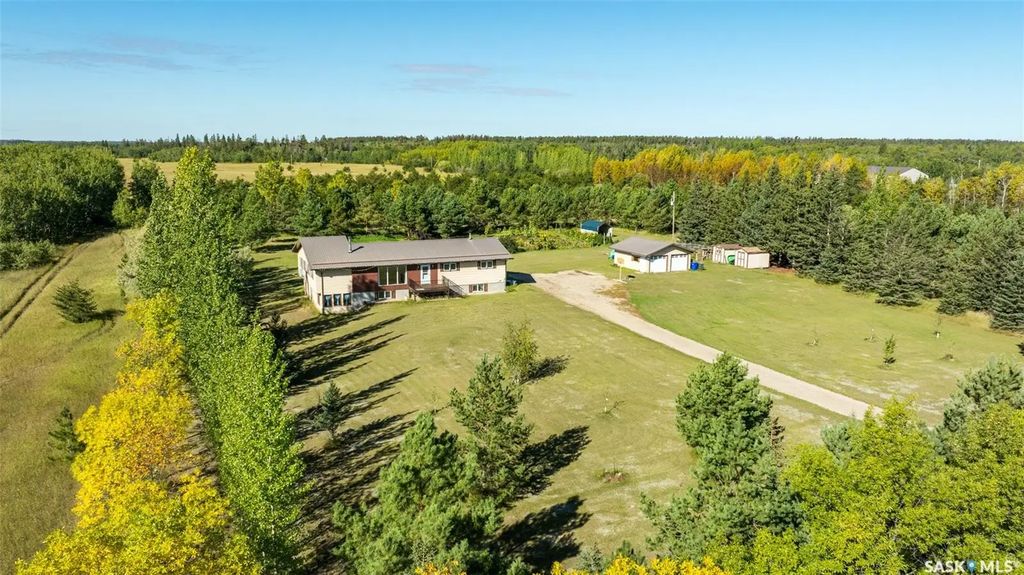 Grieg Road Acreage, Buckland Rm No. 491
