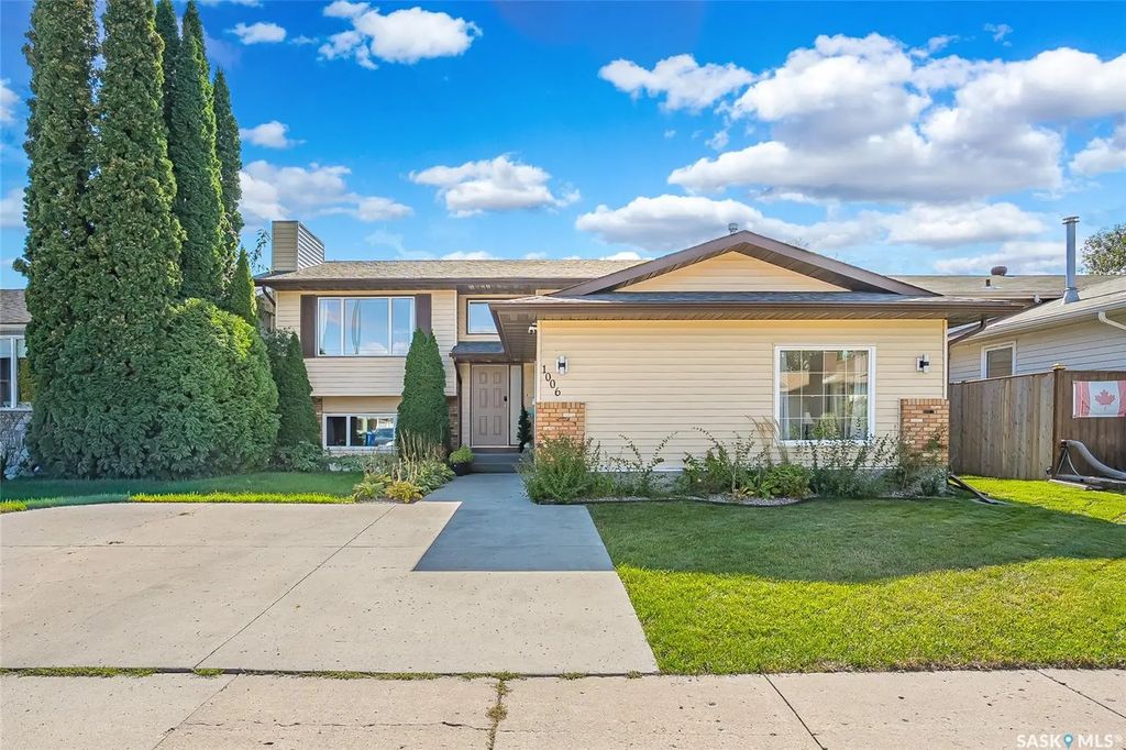 1006 Whitewood Cres, Saskatoon