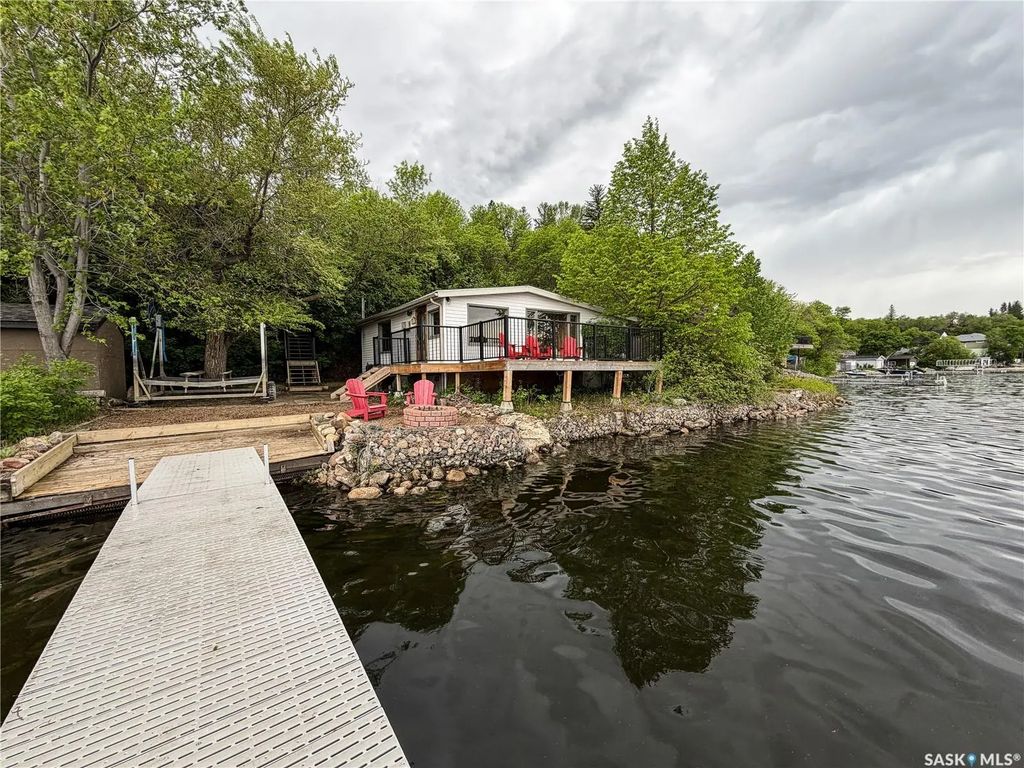 216 Osment Avenue, Katepwa Beach
