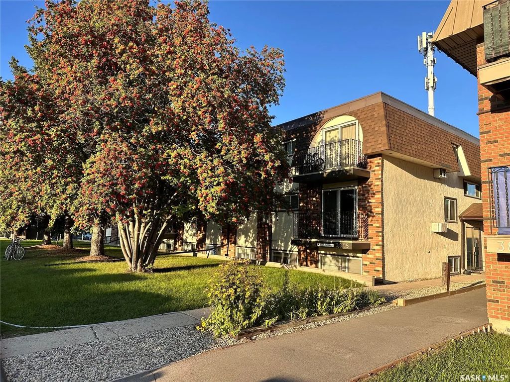 #2 - 3825 Luther Place, Saskatoon