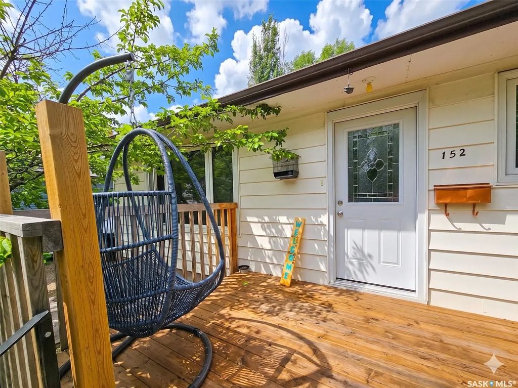 152 5th Avenue Se, Swift Current
