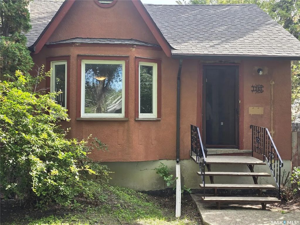 1365 Princess Street, Regina