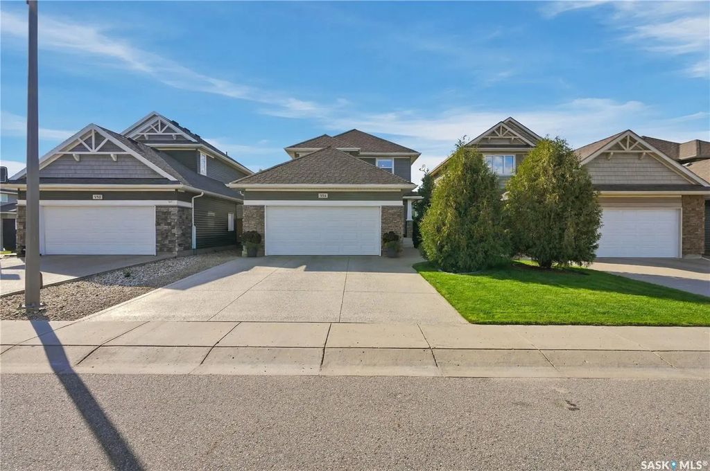 554 Kolynchuk Cres, Saskatoon