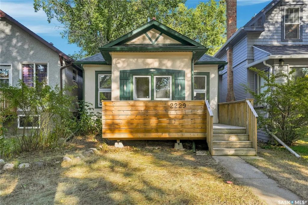 2229 Garnet Street, Regina
