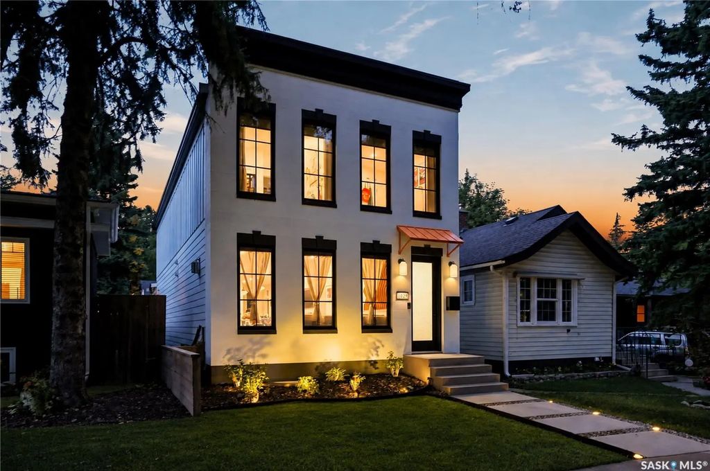1029 Colony Street, Saskatoon