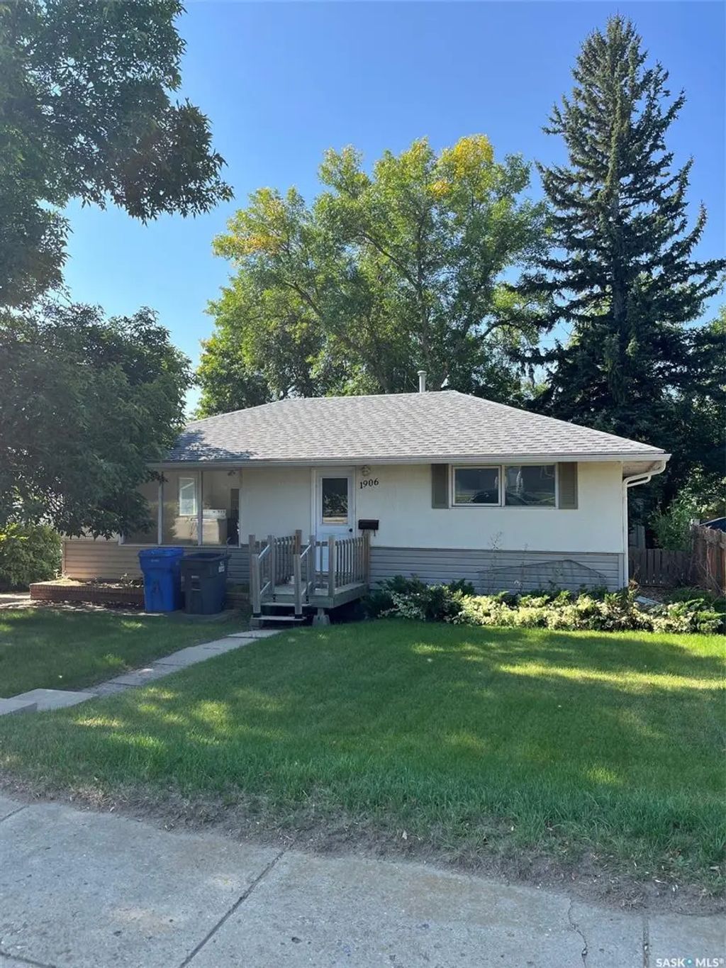 1906 First Street, Estevan