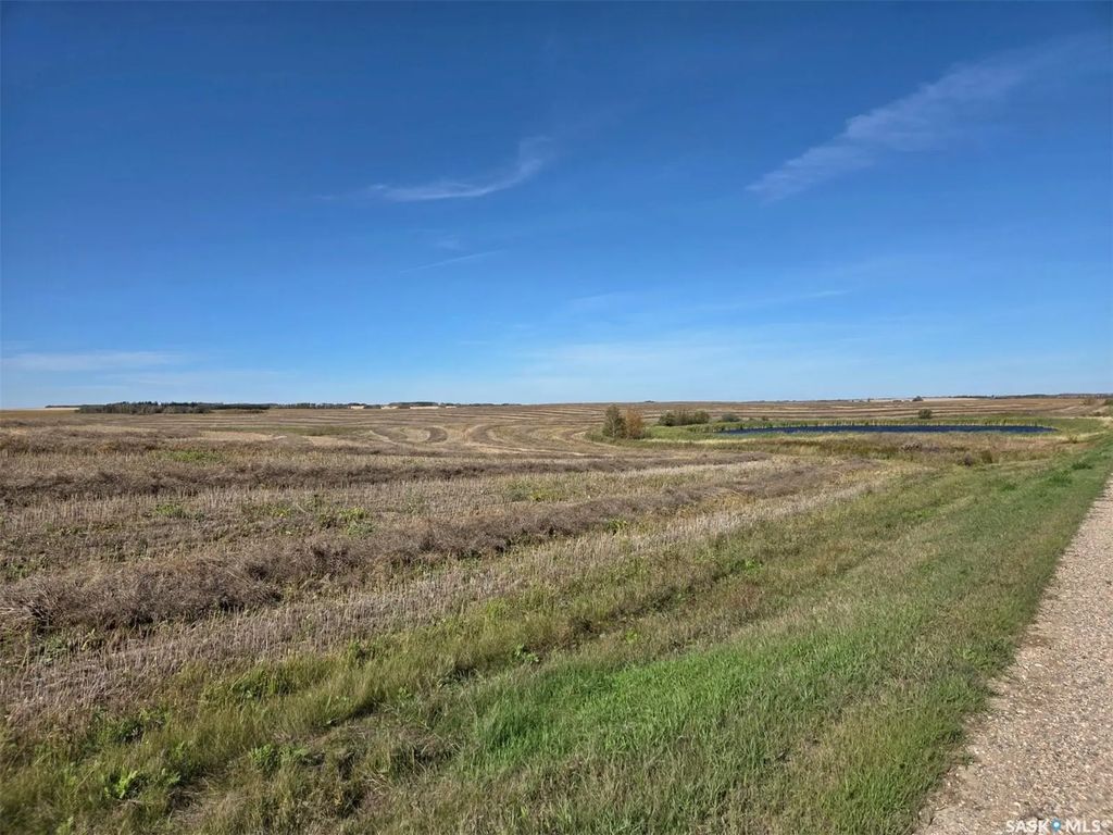 Schmitz Land, Three Lakes Rm No. 400