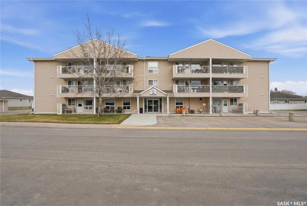 #304 - 206 Pioneer Place, Warman