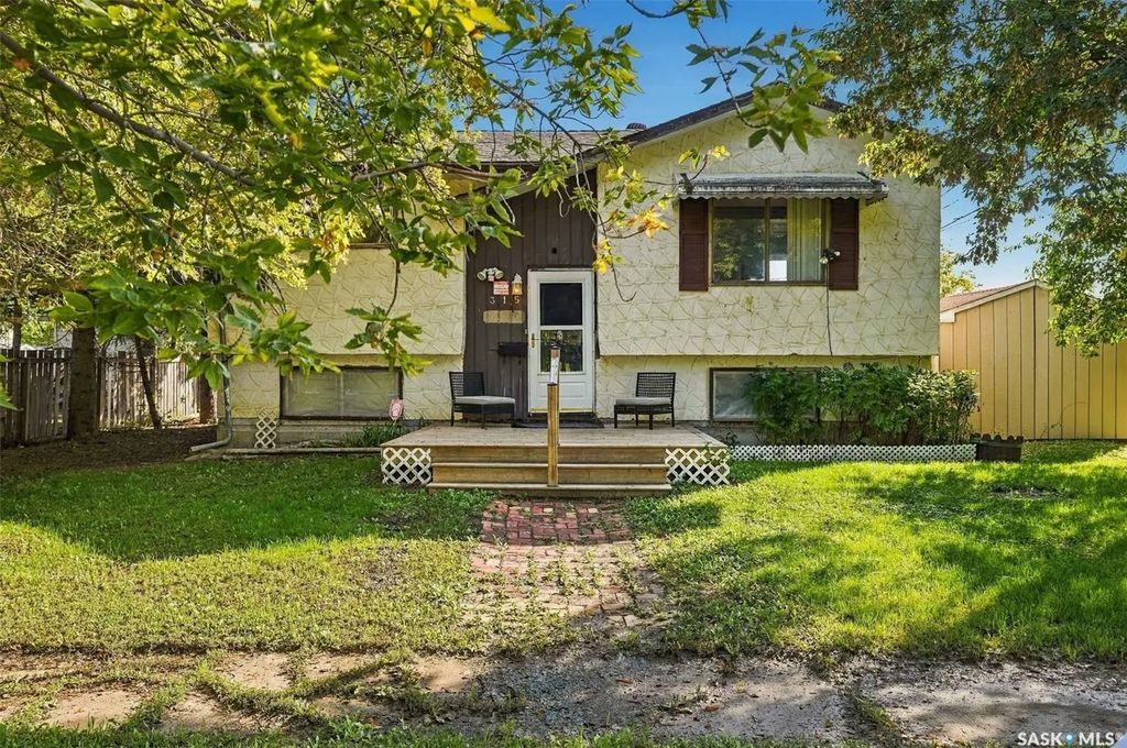 315 Lewis Street, Pense