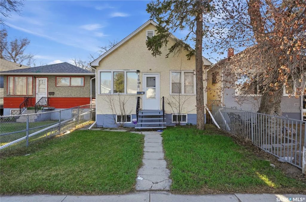 1008 Retallack Street, Regina