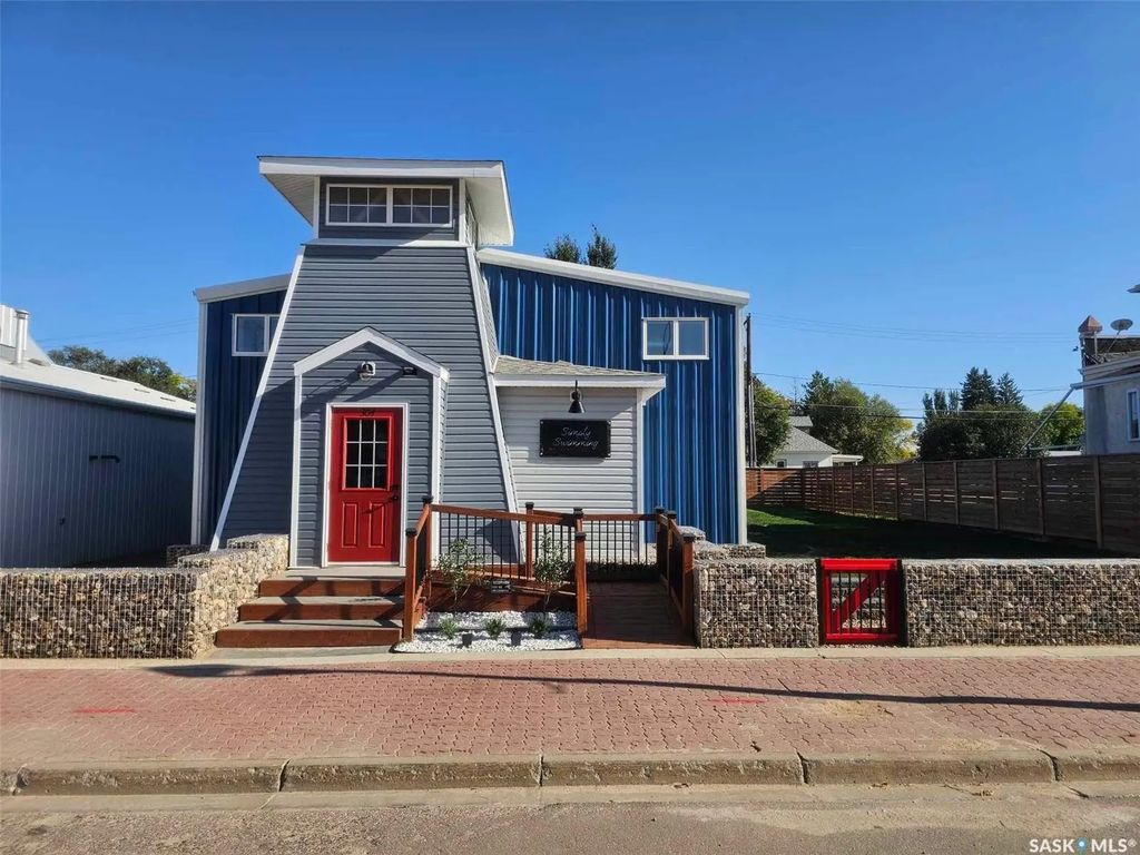 304 Main Street, Unity