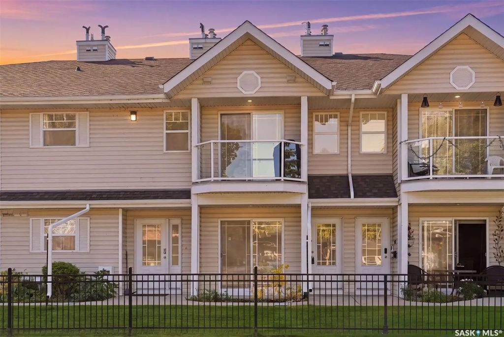 #202 F - 141 105th Street W, Saskatoon