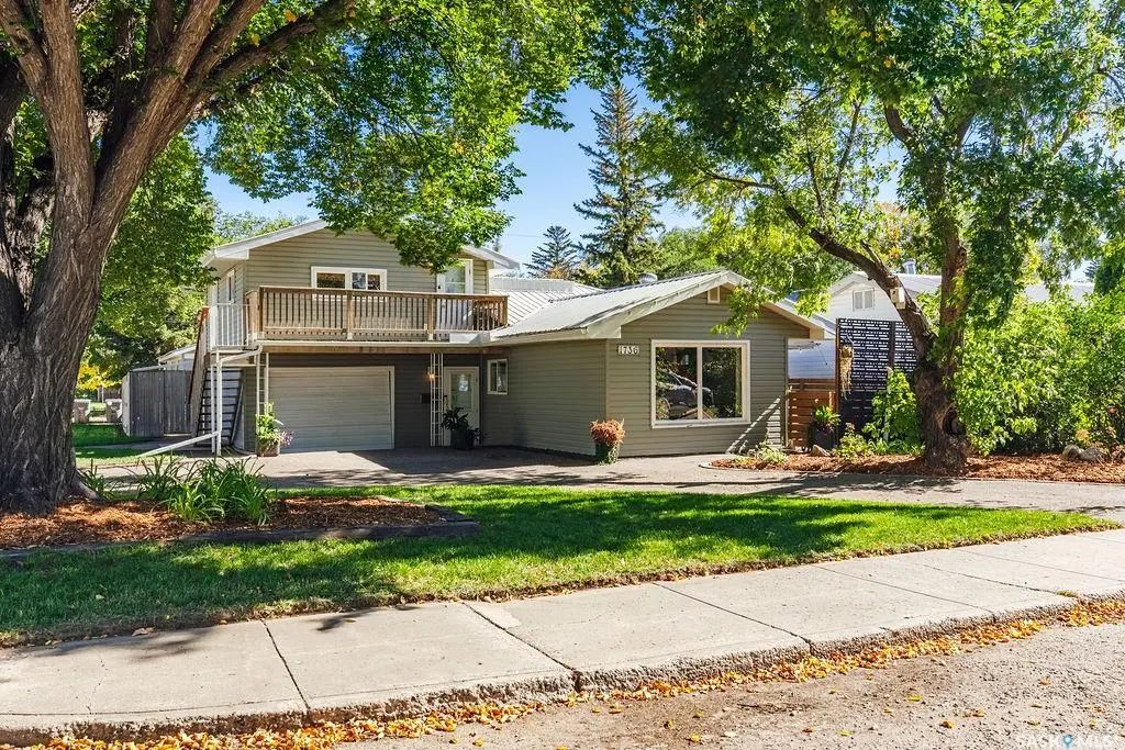 1736 1st Avenue N, Saskatoon